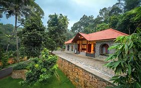 Urava Farmstay- Private Waterfall, Near Vagamon, Thekaddy, Munnar